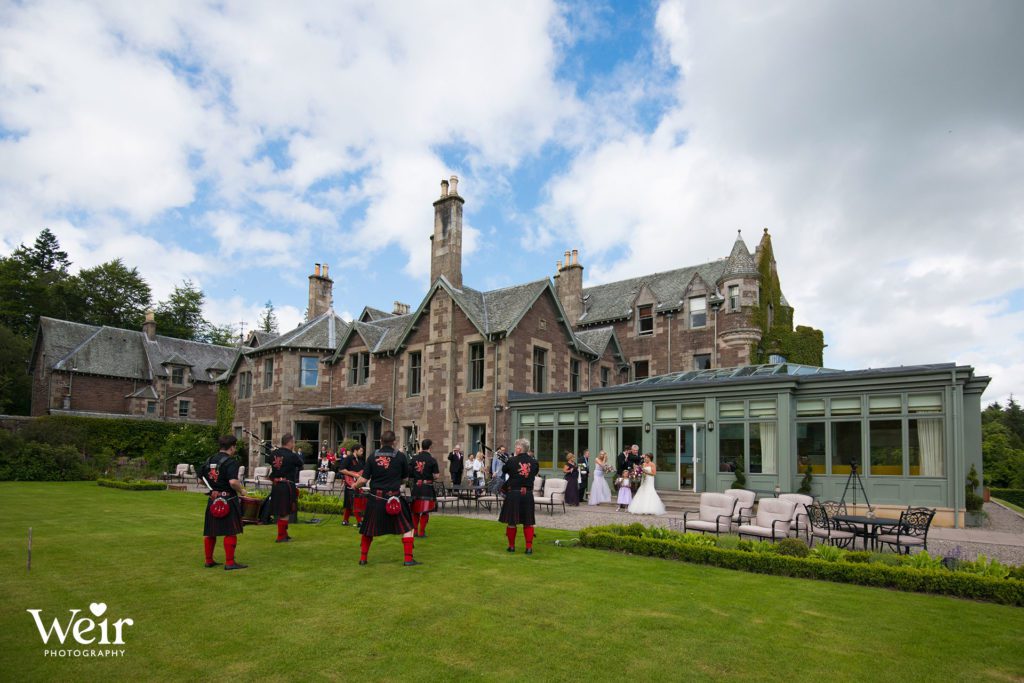Pipers playing at Cromlix