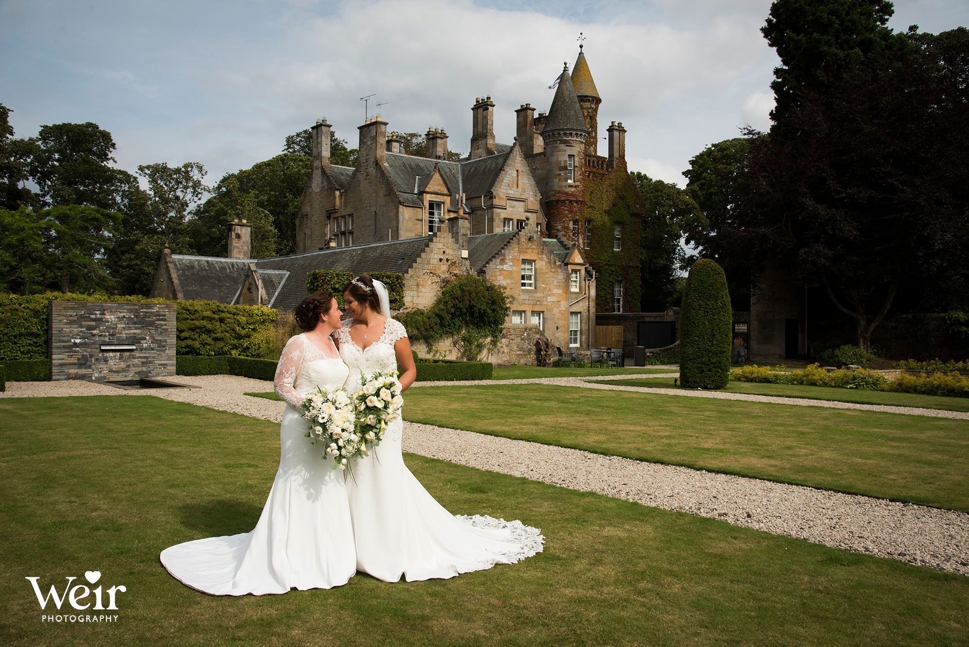 Brides in grounds of Carlowrie Castle
